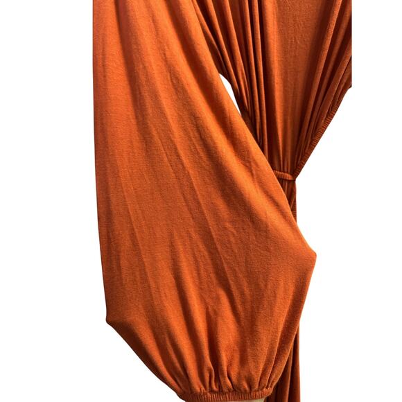NWT Fantastic Fawn maxi in copper cut out waist & open back. Elastic waist - Picture 9 of 15